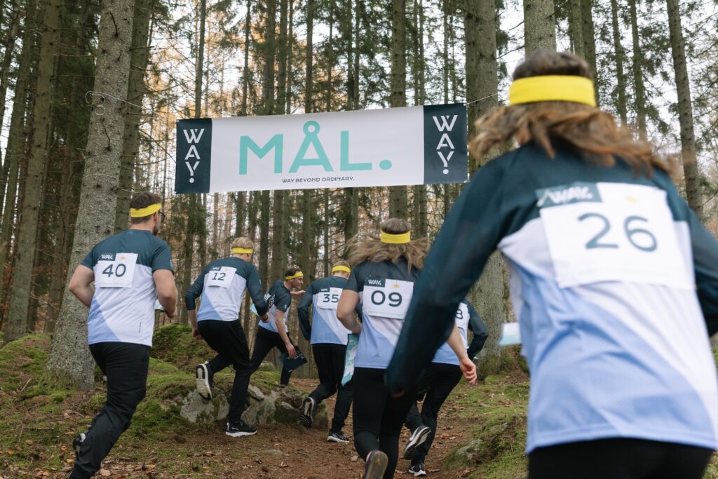 wayfinder springer i mål tillsammans!